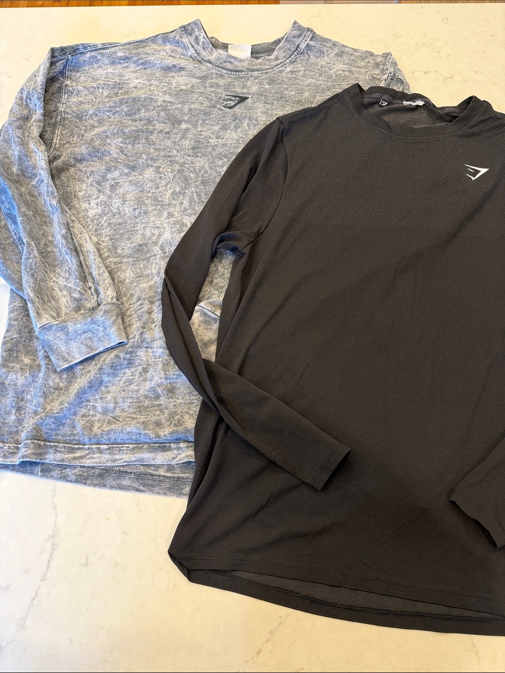 GYMSHARK Bundle Men’s Rest Day Washed Long Sleeve T-Shirt and Black Performance